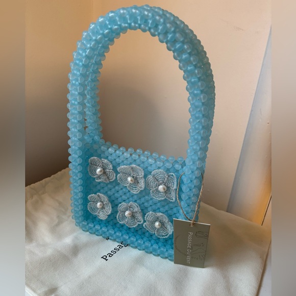 passage du vent Handbags - New Passage du vent Beaded Floral Clutch